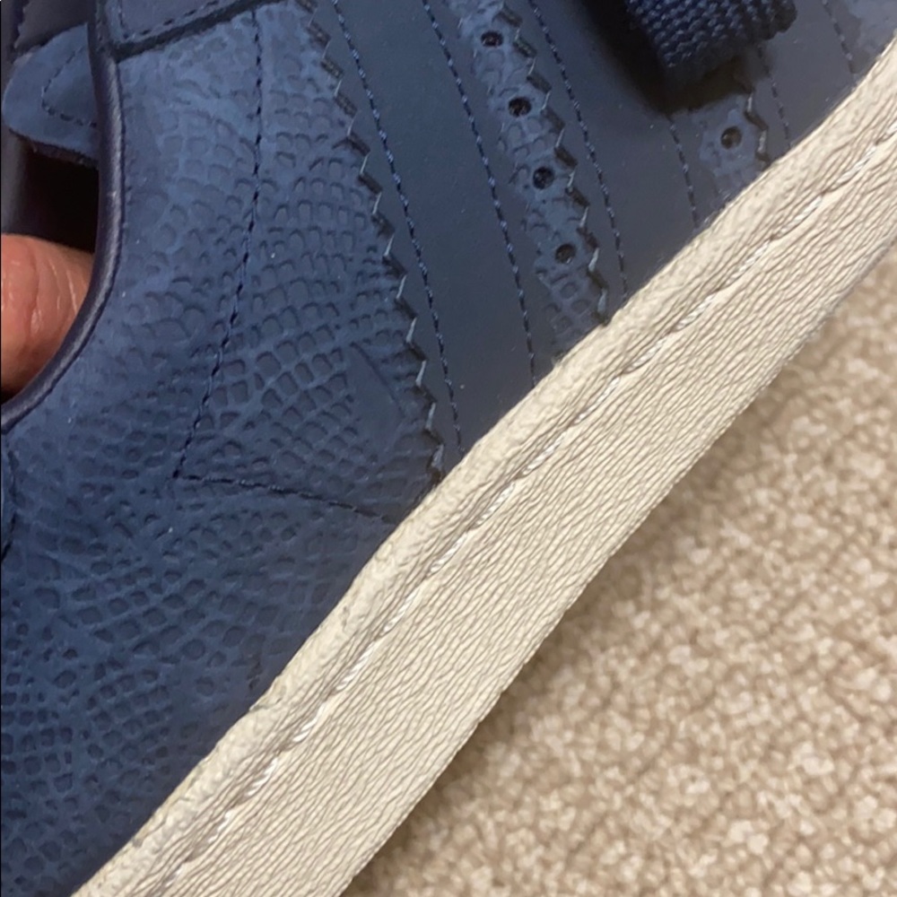 Adidas super start NWT and extra laces - Picture 2 of 4